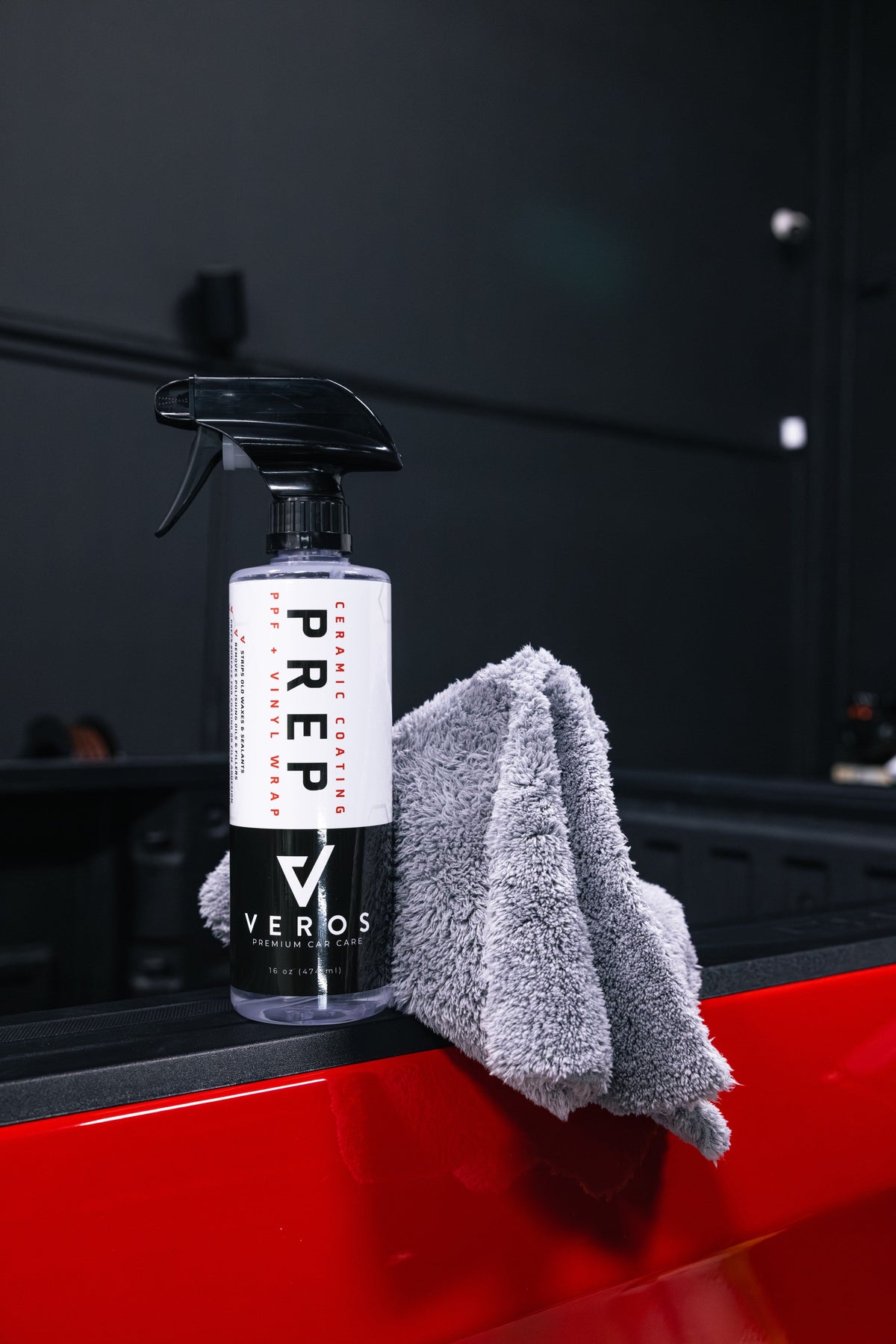 Veros Prep Spray with microfiber towel