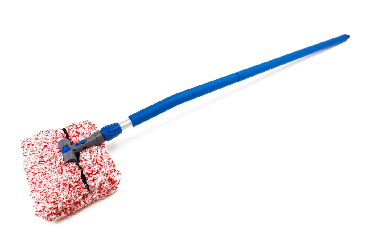 Veros extension insert attached to wash mitt pole