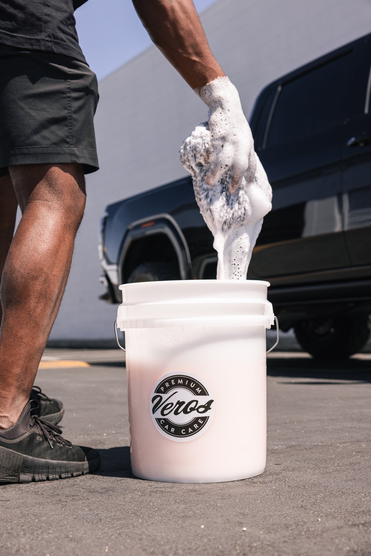 Premium Wash Pad in a Veros bucket