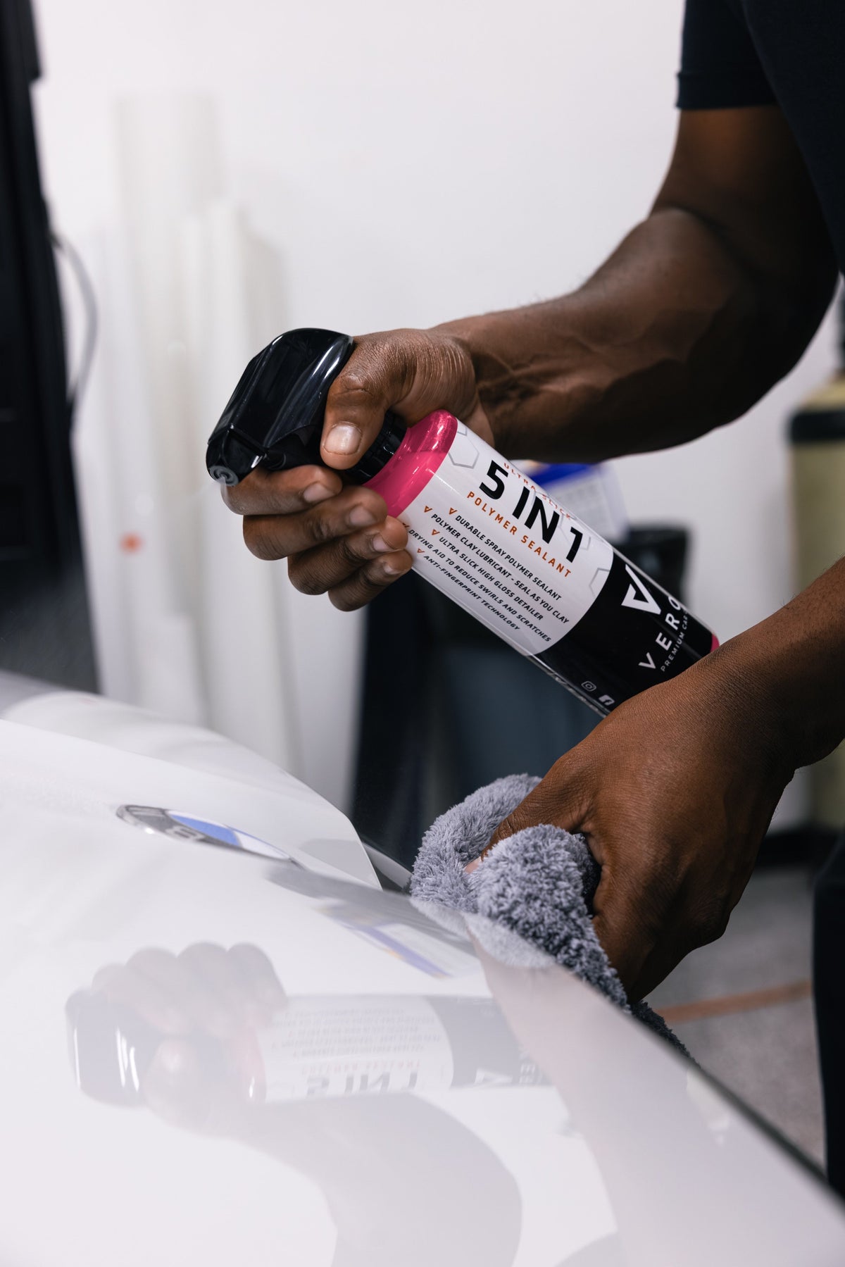 Applying Polymer 5 IN 1 on a BMW